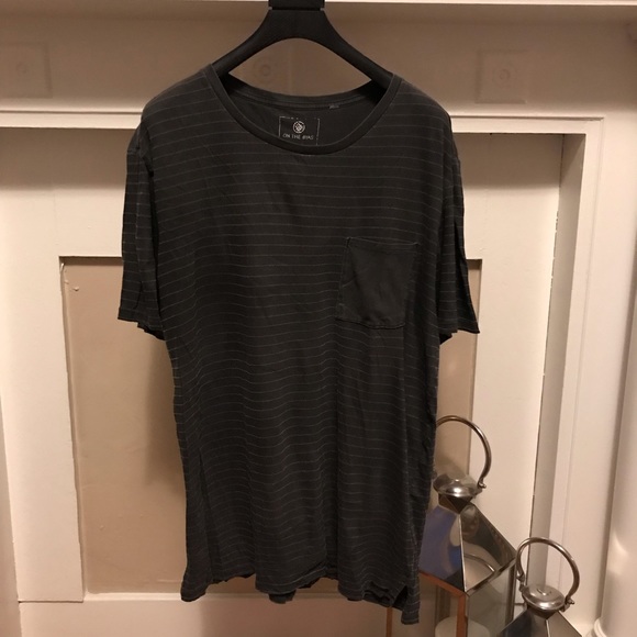 On The Byas T-Shirt - Picture 1 of 3